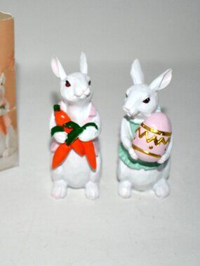 PEACELOVER Easter Bunny Figurines Set of 2, Hand Painted Resin Rabbits with Carr